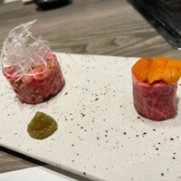 牛牛 西麻布 総本店 - ユッケ
