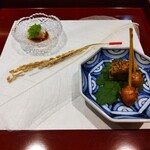 八喜多賀 博多駅前店 - お通しですでに日本酒が進む！