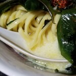 塩そば専門店 桑ばら - 雲丹と金目鯛の濃厚ソース和えそば ～三陸ワカメと磯海苔を添えて～