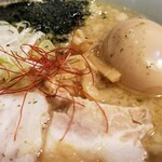 塩そば専門店 桑ばら - 甲殻機動隊員リョウさん ～極太麺背脂仕様～