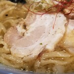 塩そば専門店 桑ばら - 甲殻機動隊員リョウさん ～極太麺背脂仕様～