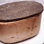 ラニーチーズ - チョコレートバタークリームチーズサンド