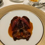 ル・マンジュ・トゥー - 鴨（内緒ですw）肉料理