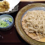 Juuwari Soba Kai - 舞茸天そば（大盛り無料）