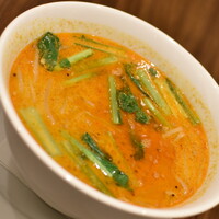 天津飯店 本店 - 担々麺（１, １００円）２０２１年１１月