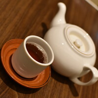 天津飯店 本店 - お茶（無料）２０２１年１１月