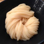 うどん 慎 - 【再訪】醤油うどん(400円)+とろろ(100円)_トッピング前