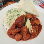 カレーの店 マボロシ - お肉ゴロゴロ、ライスとトルティーヤでいただくポークカラヒ ９００円