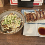 北新地ぎょうざ家 - 