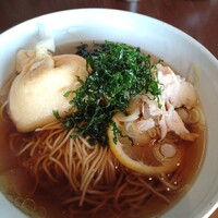 島おでん MIKE 神戸店 - 島レモン醤油らぁめん