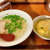 揚子江ラーメン - 特別定食（ラーメン＋半天津飯）