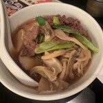 Yonezawa Gyuu Ooki Kongoukaku Sukiyaki Shabushabu Bishamon - 