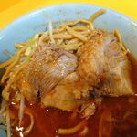 ラーメン二郎 - 柔らかくでデカイブタ♪