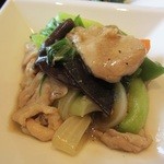 Cafe casa - 鶏肉とチンゲン菜の炒め物