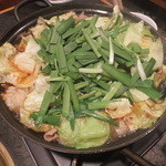 大平楽 - ホルモン鍋（小）