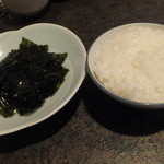 大平楽 - ごはん（小）と韓国のり