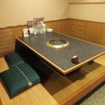 大平楽 - 1F座敷（コンロが一つの四人席）