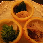 東條 - なまこは茶ぶりして柚子漬け，真子煮・牡蠣の有馬煮，菜の花・貝柱・胡瓜のフレンチドレッシングあえ