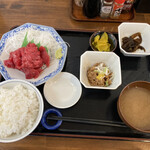 やま - 本マグロ中落ち定食750円