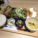 SABAR＋ - とろさば胡麻と竜田揚げ定食（1320円）2021年11月