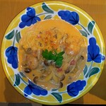 ペペロンチーノ - 料理写真:海老としめじのトマトクリームソース