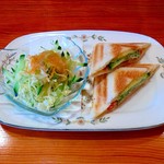らびっと - ホットサンドウィッチ(470円)
