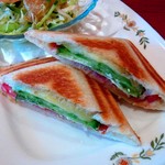 らびっと - ホットサンドウィッチ(470円)

