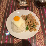 タイ料理 パヤオ - ガパオ・ガイ　Grapao  ¥1,012税込