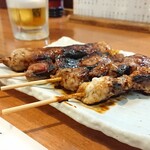 そば處 戸隠 - 焼き物盛り合わせ(タレ) ¥550＊つくね＊かしら＊焼鳥＊レバー