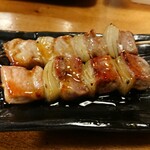 Yakitori To Obanzai Torichuu - 鶏60(2本)　¥440