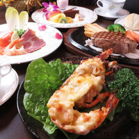 お祝い　ロブスターコースと上ヒレステーキ　贅沢コース