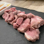 札幌ジンギスカン ラムグチカズヤ - ラム刺し