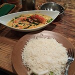 グルガオン - 大海老カレーとバスマティ