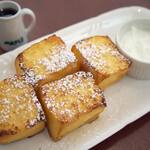 太陽のカフェ - フレンチトーストセット