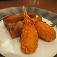 中国料理 花閒 - 揚げ春巻と蟹爪の海老すり身パン粉揚げ