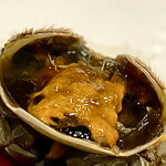 イチリン ハナレ - 甲羅の内側にへばりついた濃厚な味噌は絶妙な甘みのある紹興酒と絡み合って、この世のものとは思えない美味しさ。今まで頂いた上海蟹では群を抜く美味さ、これだけで伺った価値がある。 