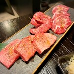 炭火焼肉 矢つぐ - 