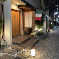坂の上レストラン -  坂の上レストラン -