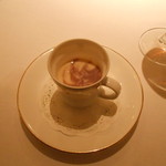 ベヴィトリーチェ - カリフラワーと紫キャベツの温かいスープ