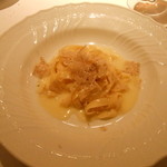 ベヴィトリーチェ - 白トリュフのフェトチーネ