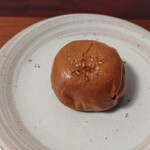 小池菓子舗 - 栗饅頭