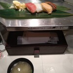 Sushi Uogashi Nihonichi - 