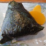 うどんの釜屋 - 大きなおにぎり♪