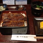 うな次郎 - うな重（上）ランチ ver。鰻一尾分。ランチでは「う巻き」も付いてきます。税込 4,048円。