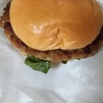 モスバーガー - すき焼き風味巨大パテはみ出し