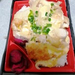 肉処 かつヰ - 桜姫鶏使用お肉がメインの親子丼