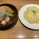 Karere Sutoran An Torupo - 海老と猿払産ホタテのスープカレー