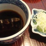 十割そば　きらく - つゆと薬味！！