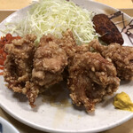 居酒屋　車屋 - 鶏のから揚げ