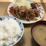 居酒屋　車屋 - トリカラ定食(600円)